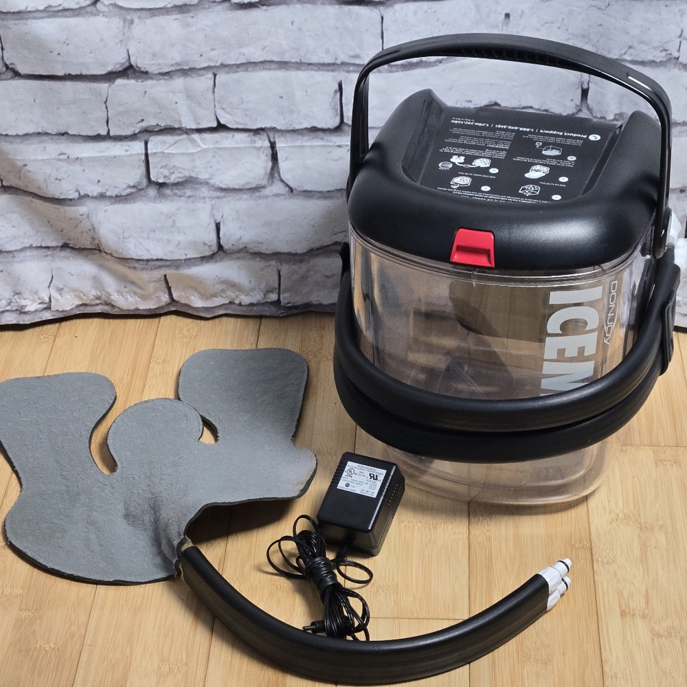 DONJOY Iceman Clear3 Cold Therapy Unit with AC Adapter & Pad--Works Great